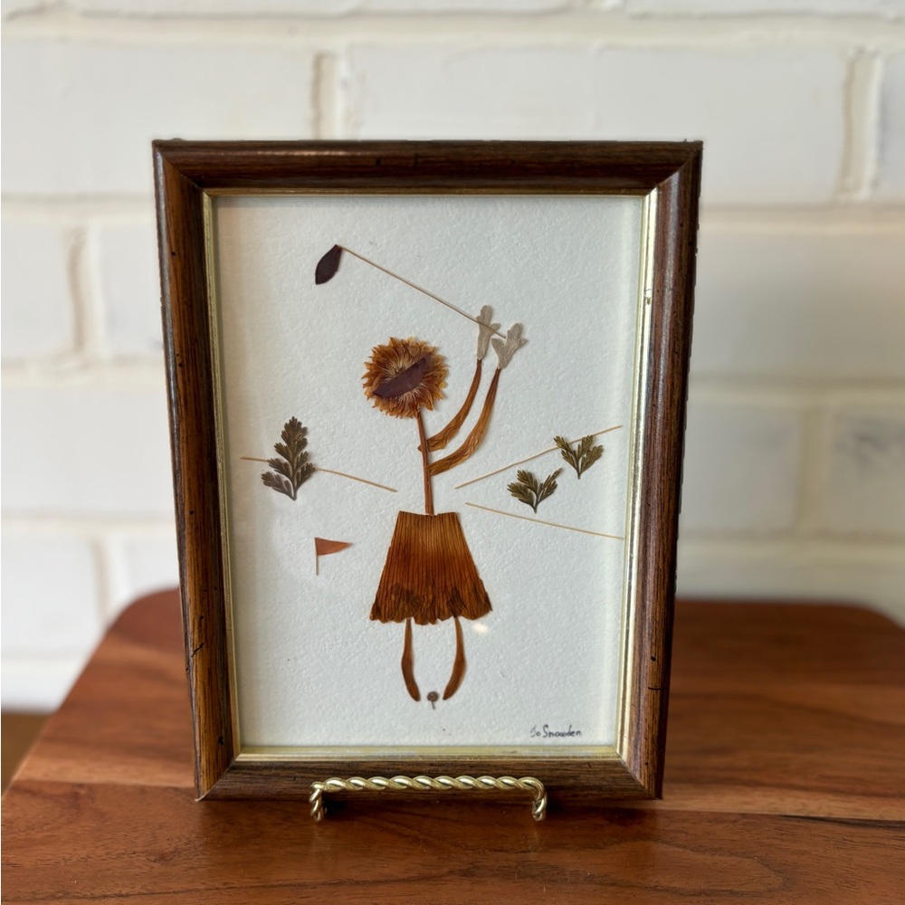 MCM Handmade Vintage Dried Flower Art in Vintage Frame Golf Girl Theme